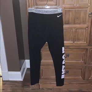 Nike leggings